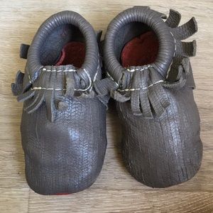 Freshly Picked size 3 gray and red Moccs